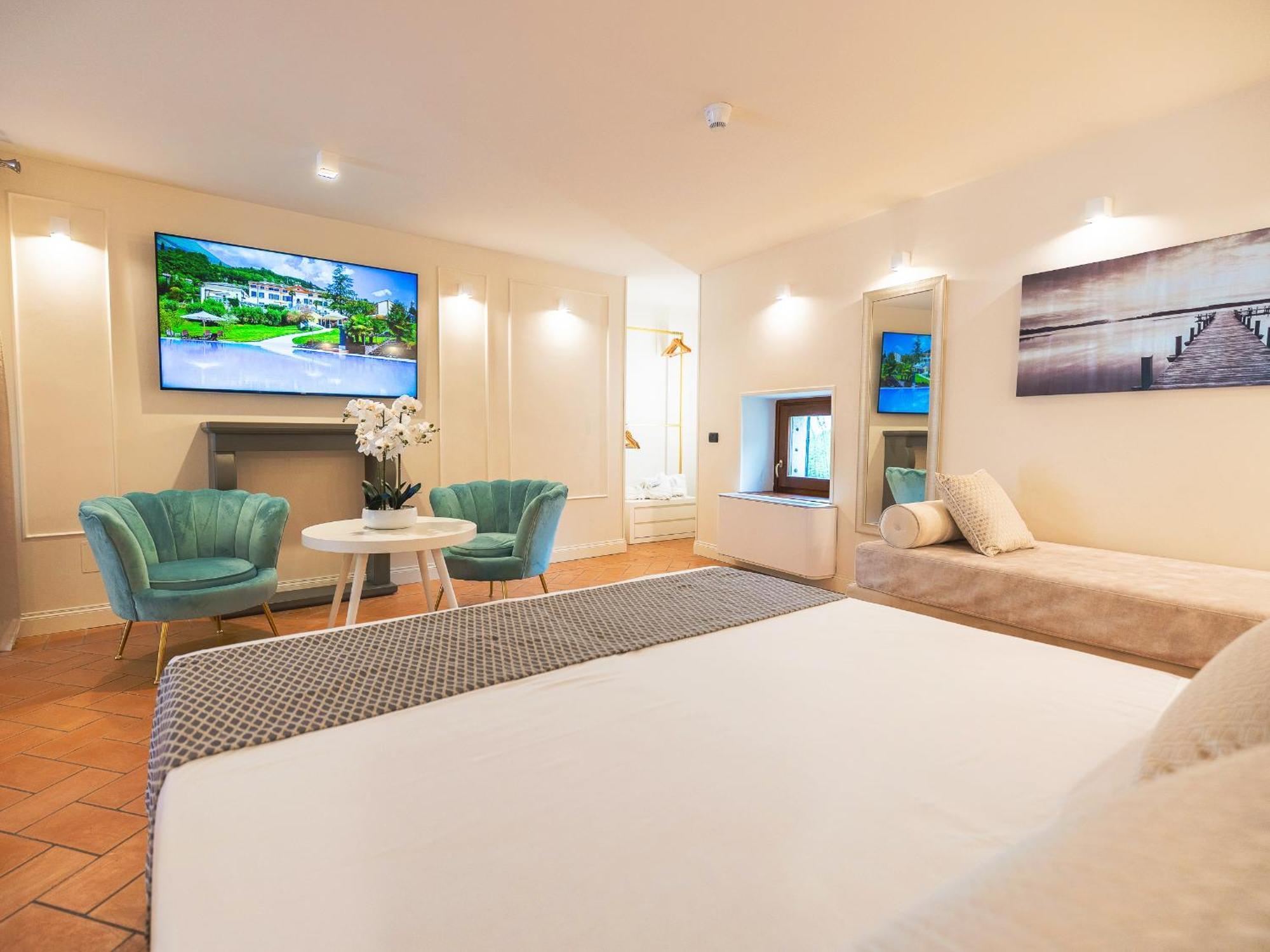 โรงแรมวิลล่า คาริโอล่า คาปริโน เวโรเนเซ ภายนอก รูปภาพ